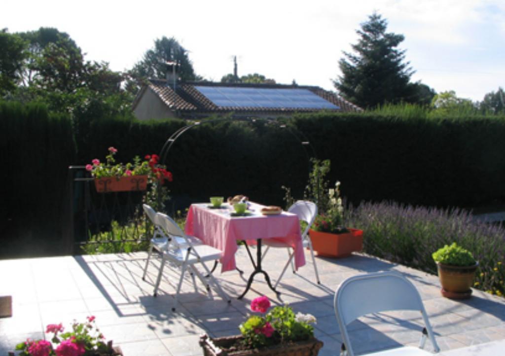 Bed and Breakfast Les Tourterelles à Callian  Extérieur photo